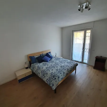 Apartment Casanegrano - *